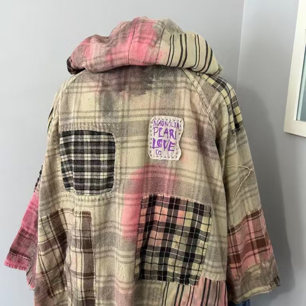 Magnolia Pearl Plaid Patchwork Cape - image 8